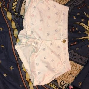 White shorts with adorable anchors never been worn